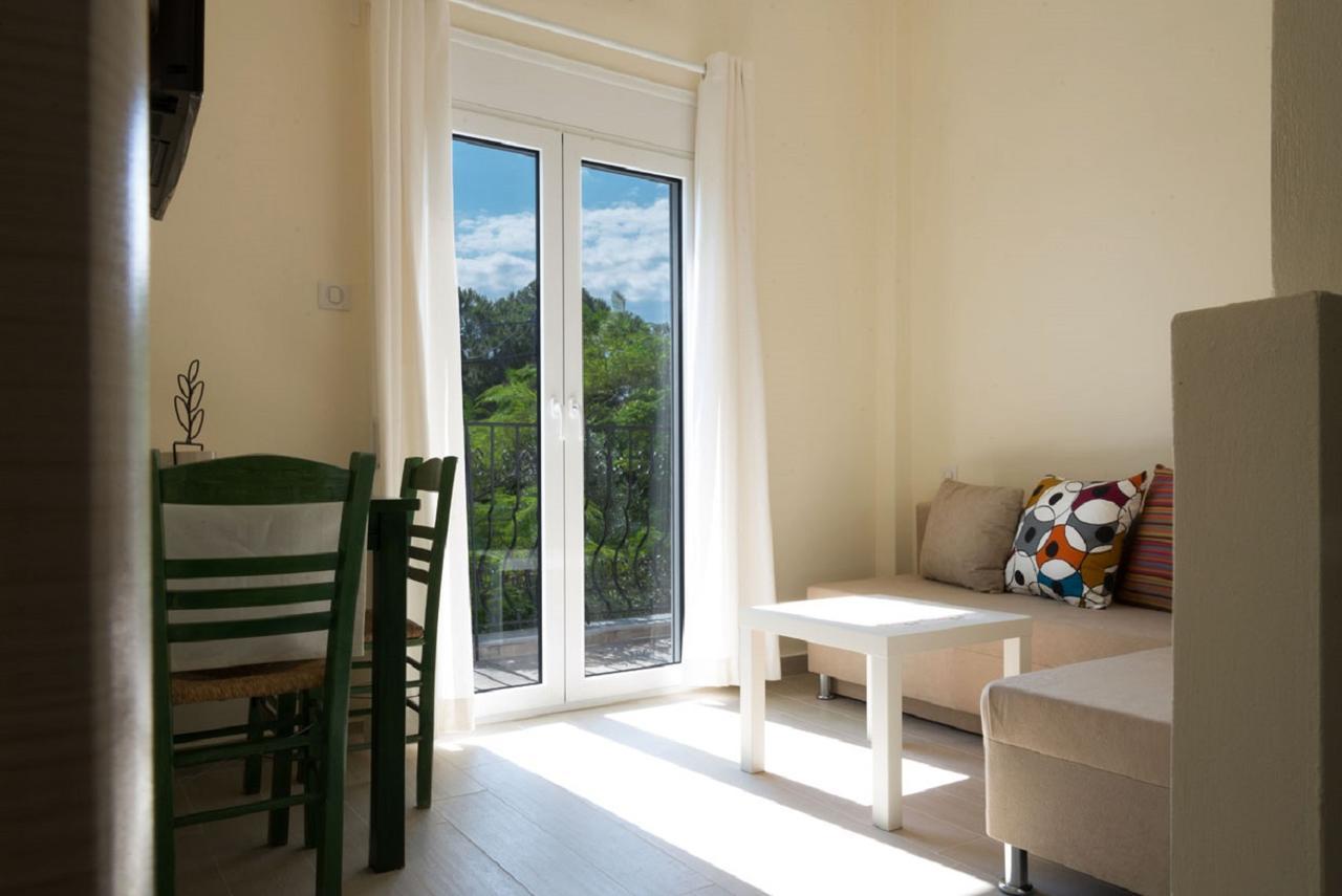Villa Albanis Kolios Luaran gambar